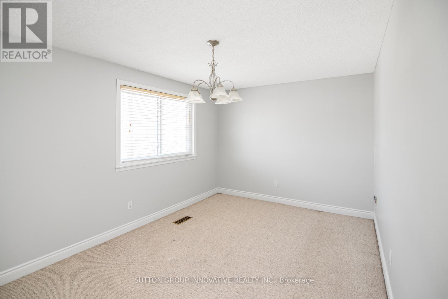 4 - 457 Woodview Road, Burlington, Ontario  L7N 2Z9 - Photo 26 - W13049648