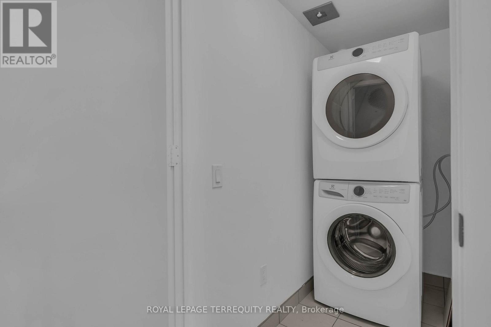 326 - 50 George Butchart Drive, Toronto (Downsview-Roding-Cfb), Ontario  M3K 0C9 - Photo 19 - W13049694