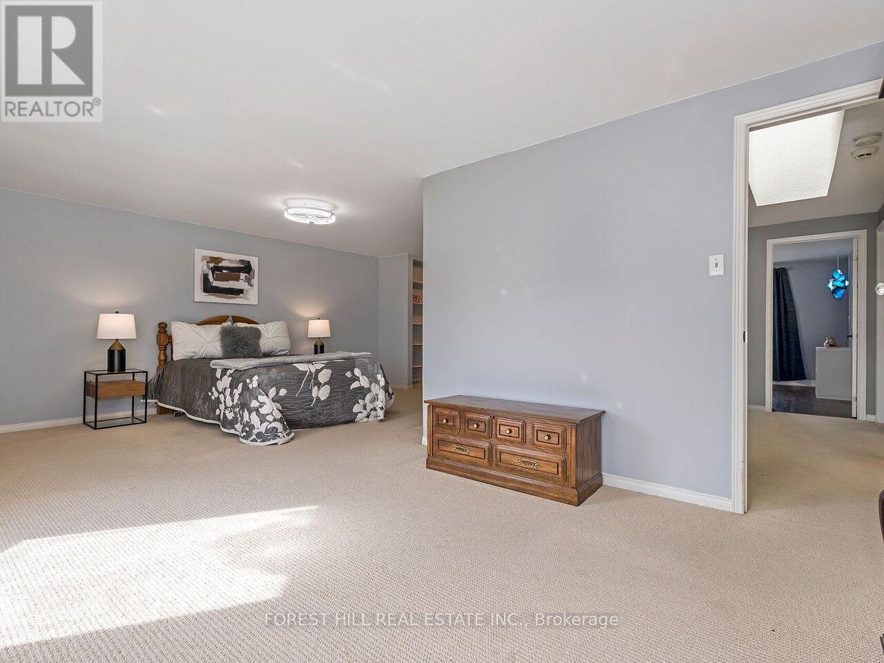 4174 ROSSLAND CRESCENT Mississauga (Erin Mills), ON L5L 4B5