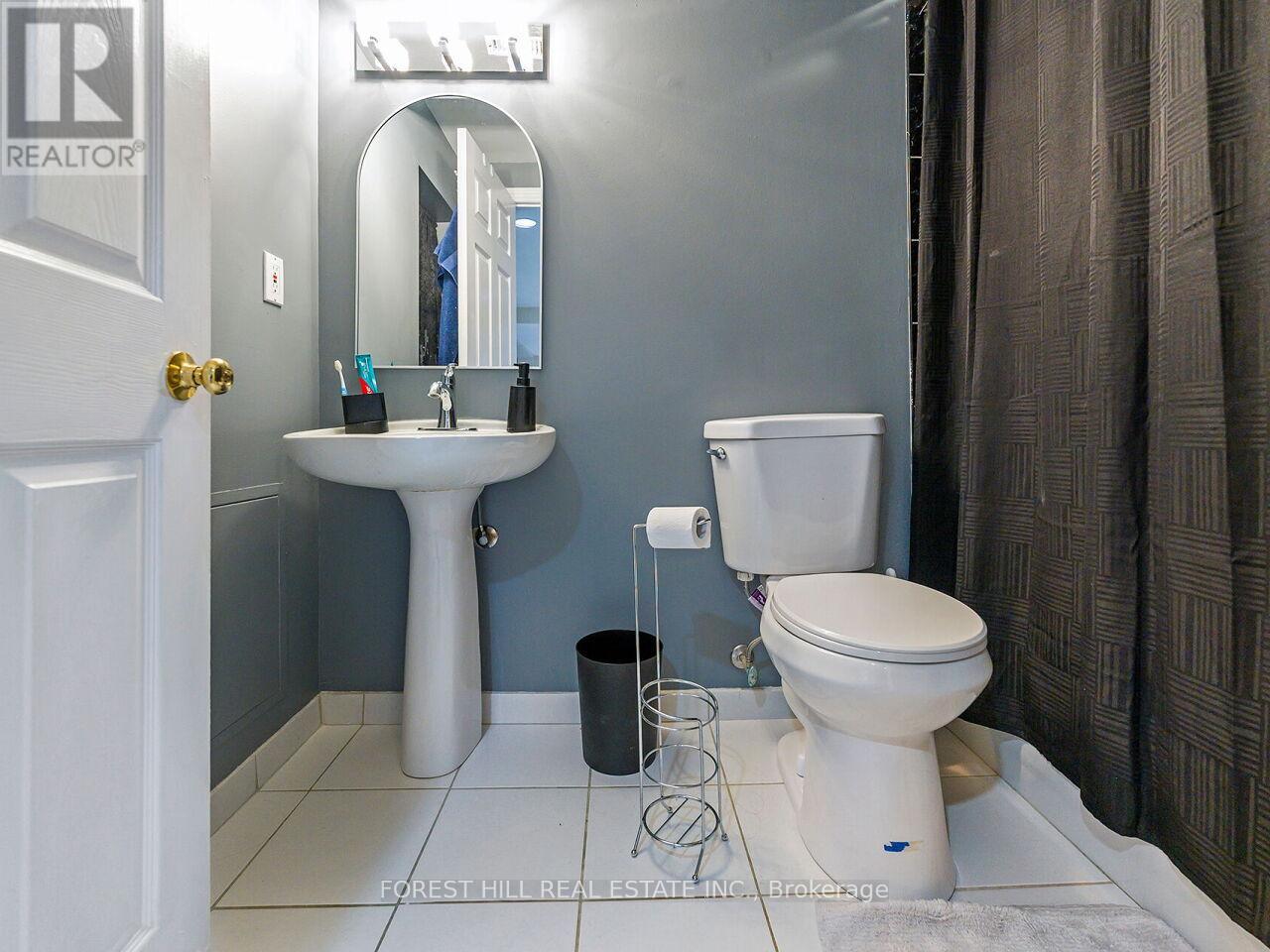 4174 ROSSLAND CRESCENT Mississauga (Erin Mills), ON L5L 4B5