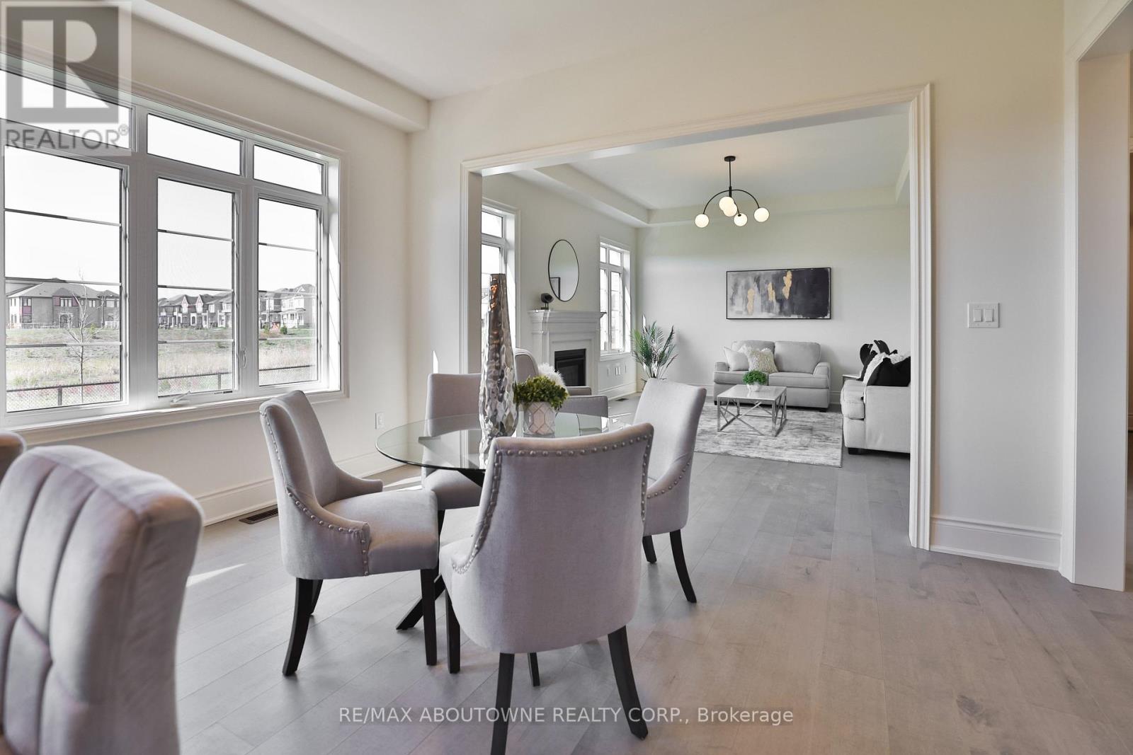 37 North Park Boulevard, Oakville, Ontario  L6M 0W8 - Photo 17 - W13049796