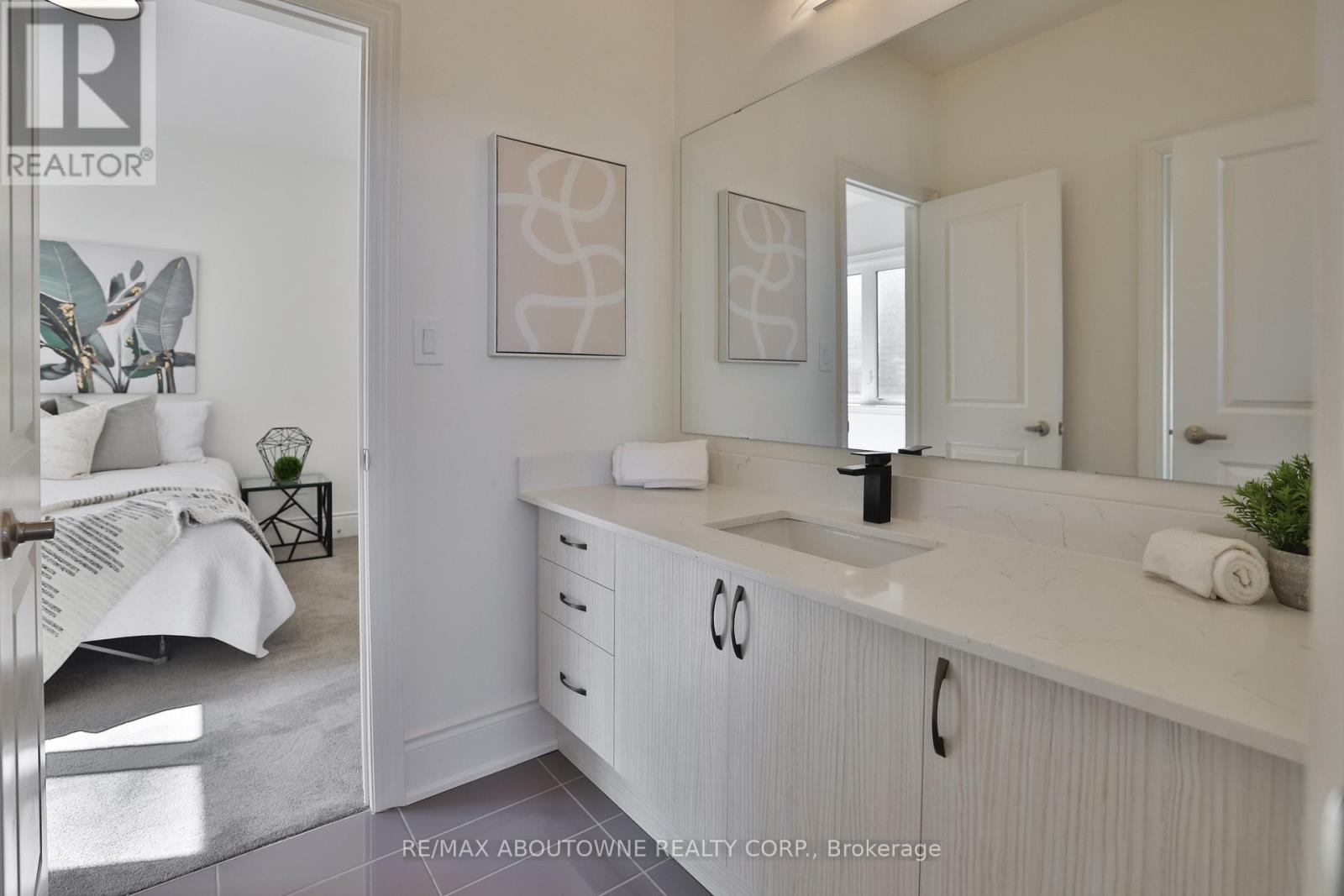 37 North Park Boulevard, Oakville, Ontario  L6M 0W8 - Photo 32 - W13049796