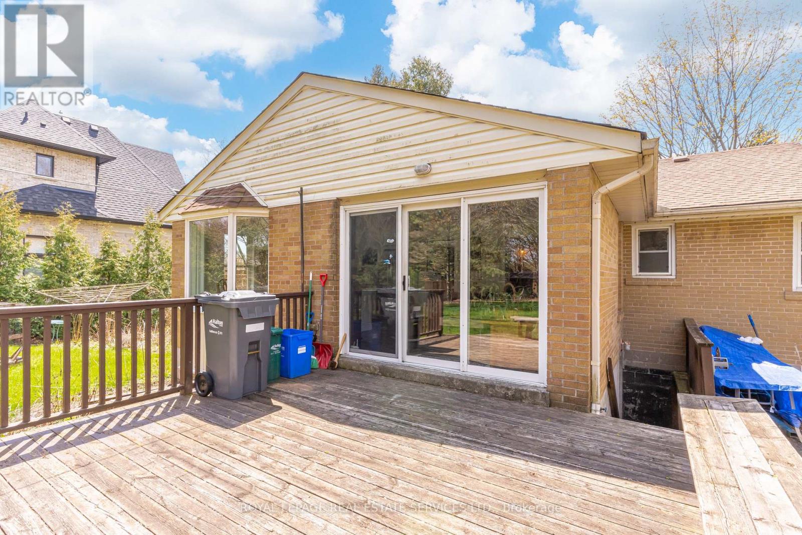 561 Maplehurst Avenue, Oakville, Ontario  L6L 4Y8 - Photo 14 - W13049804