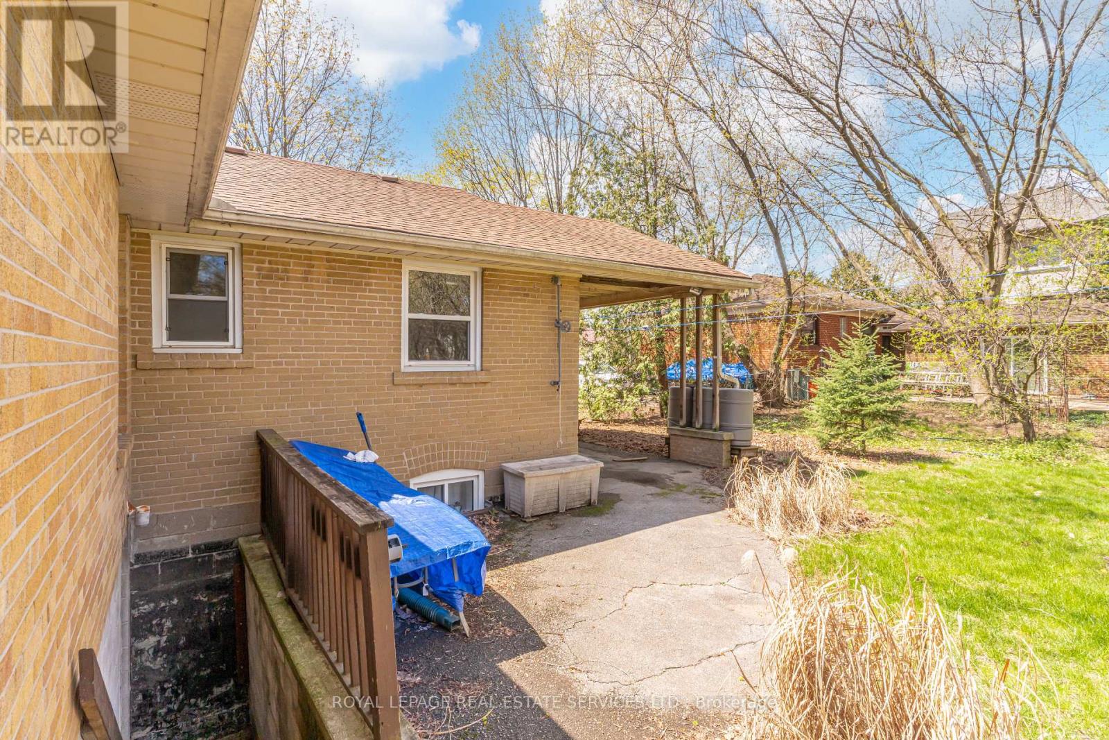 561 Maplehurst Avenue, Oakville, Ontario  L6L 4Y8 - Photo 17 - W13049804