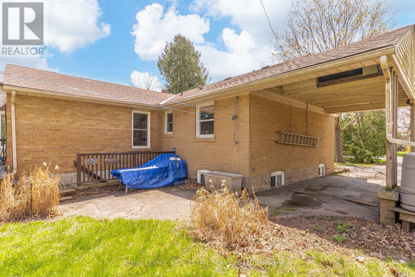 561 Maplehurst Avenue, Oakville, Ontario  L6L 4Y8 - Photo 18 - W13049804