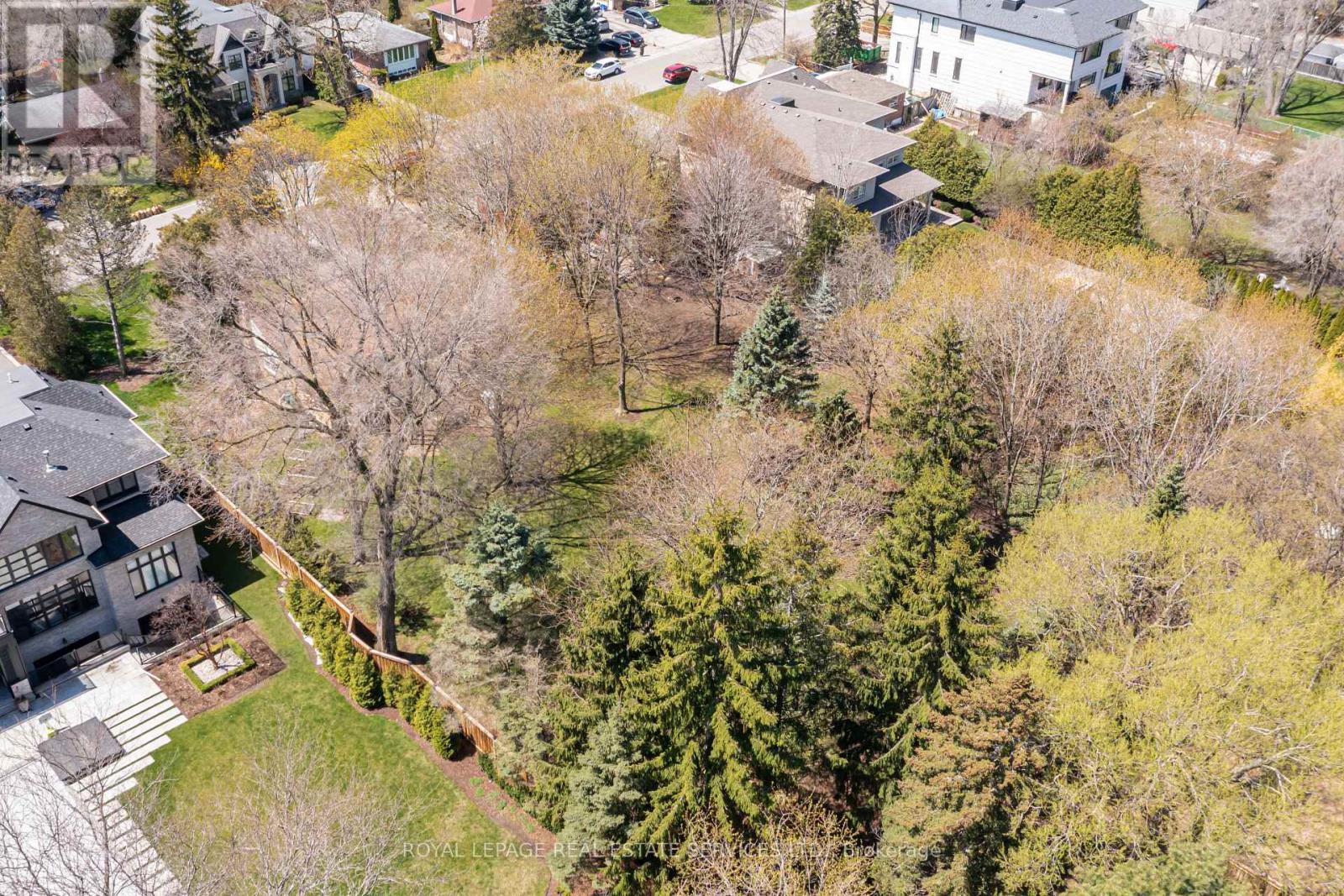 561 Maplehurst Avenue, Oakville, Ontario  L6L 4Y8 - Photo 35 - W13049804