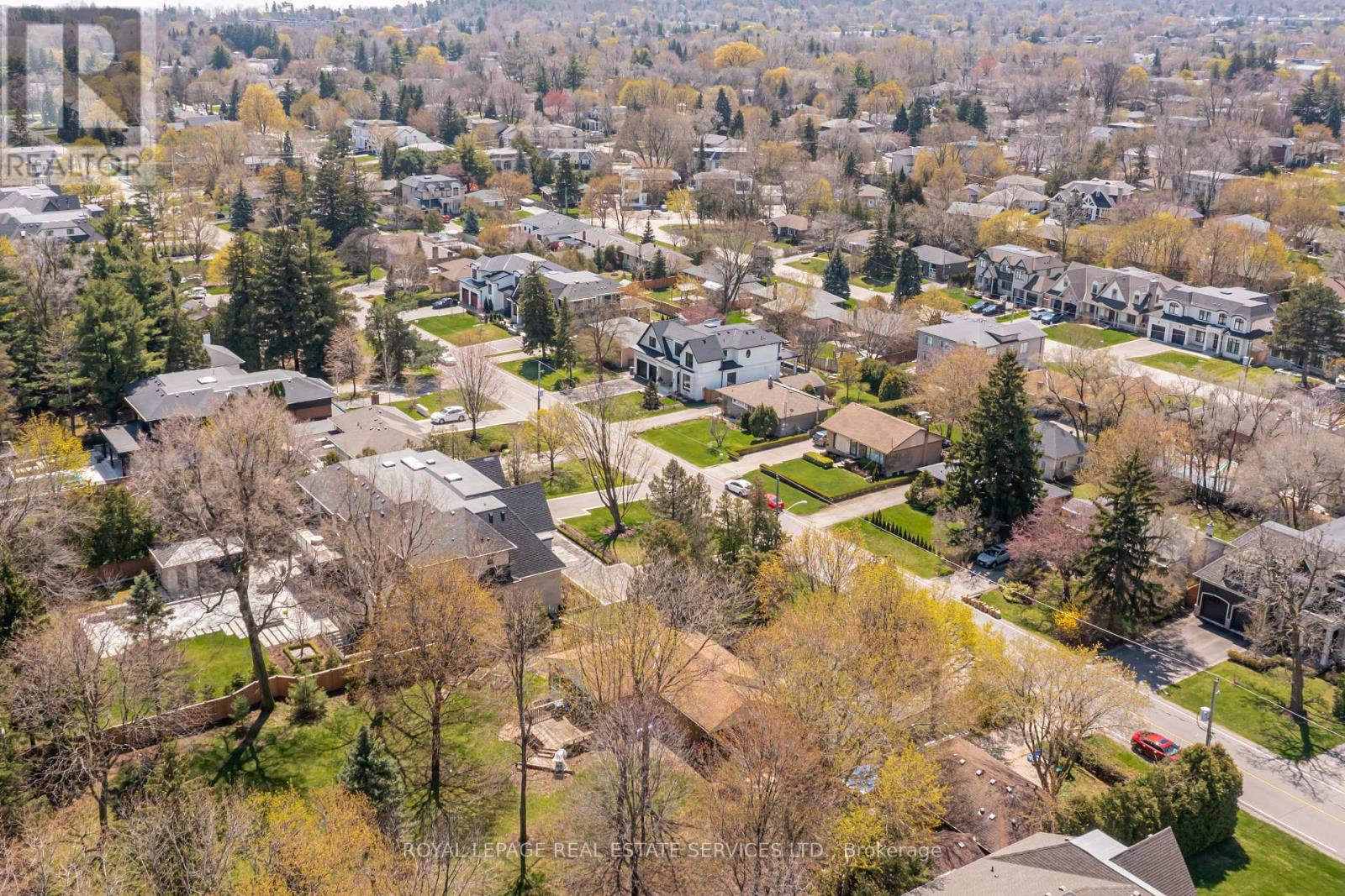 561 Maplehurst Avenue, Oakville, Ontario  L6L 4Y8 - Photo 40 - W13049804