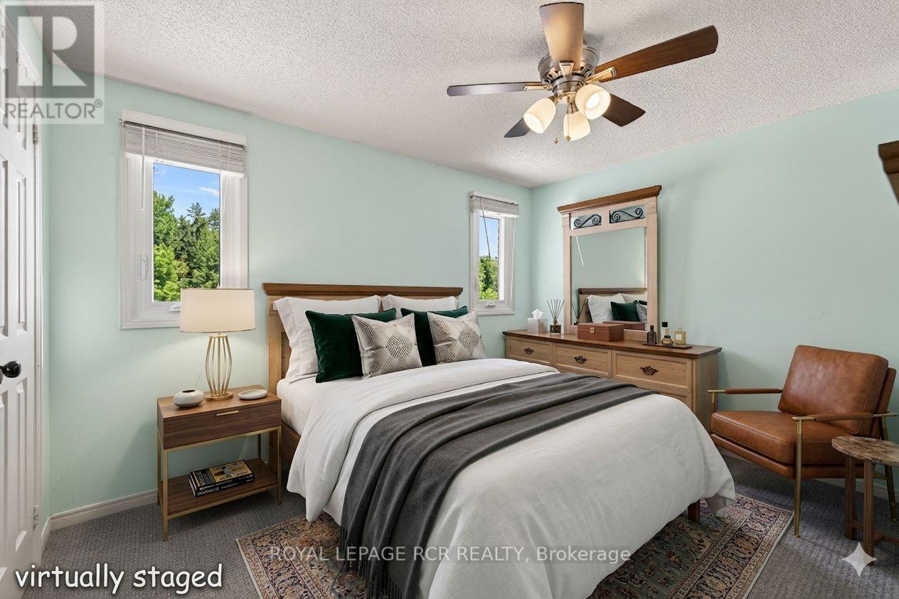 21 Webster Way, Halton Hills, Ontario  L7G 5J7 - Photo 17 - W13049820