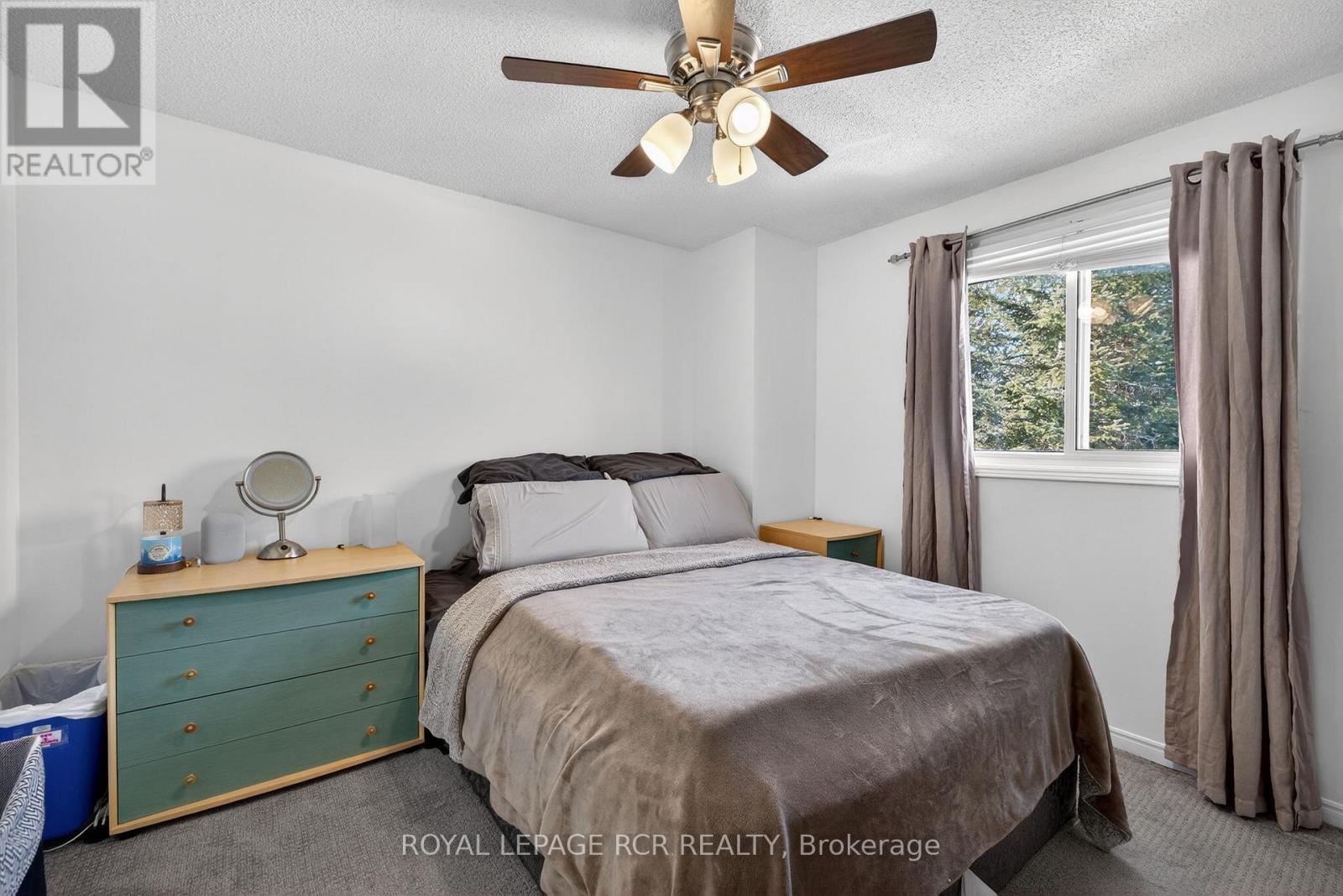 21 Webster Way, Halton Hills, Ontario  L7G 5J7 - Photo 18 - W13049820