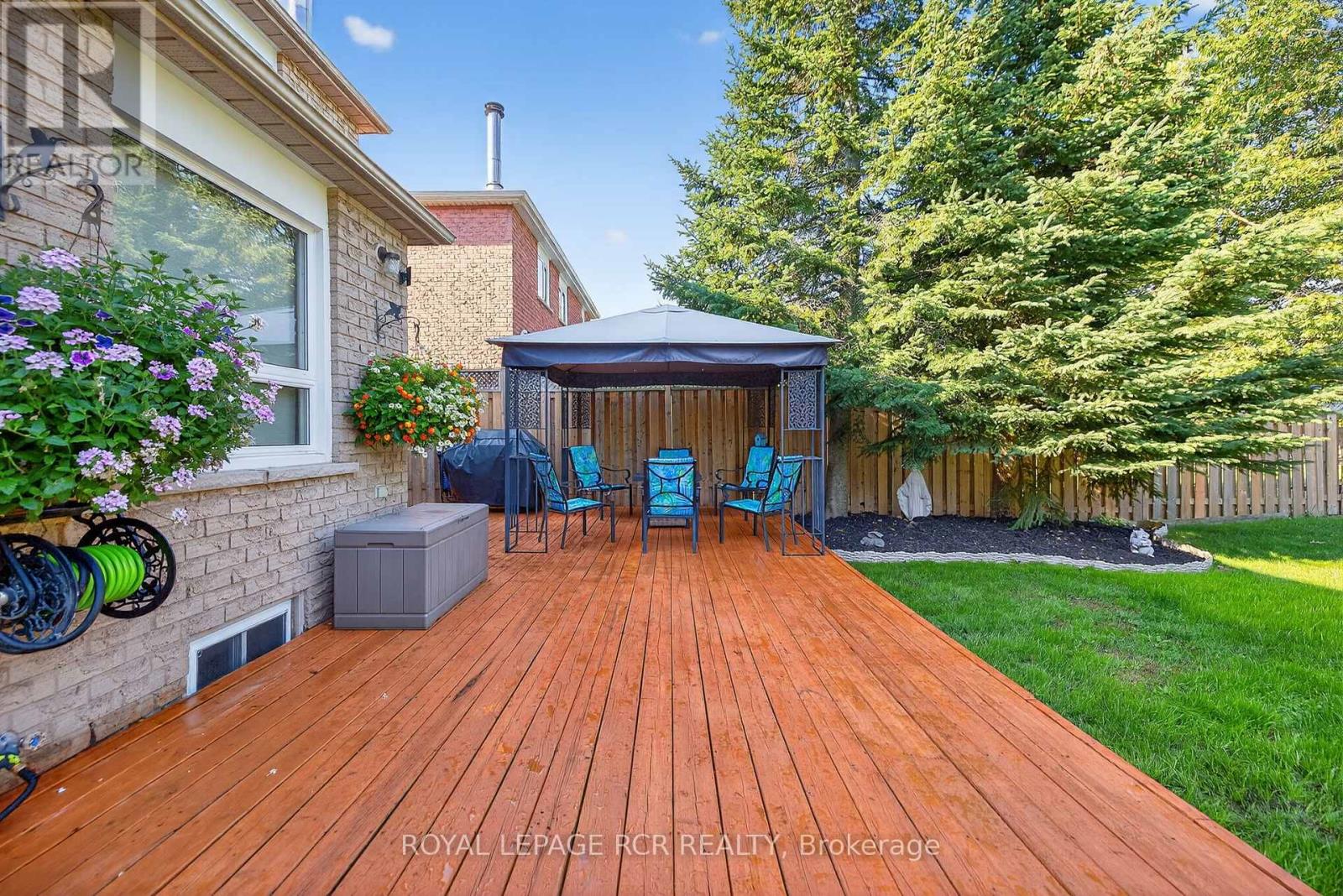 21 Webster Way, Halton Hills, Ontario  L7G 5J7 - Photo 33 - W13049820