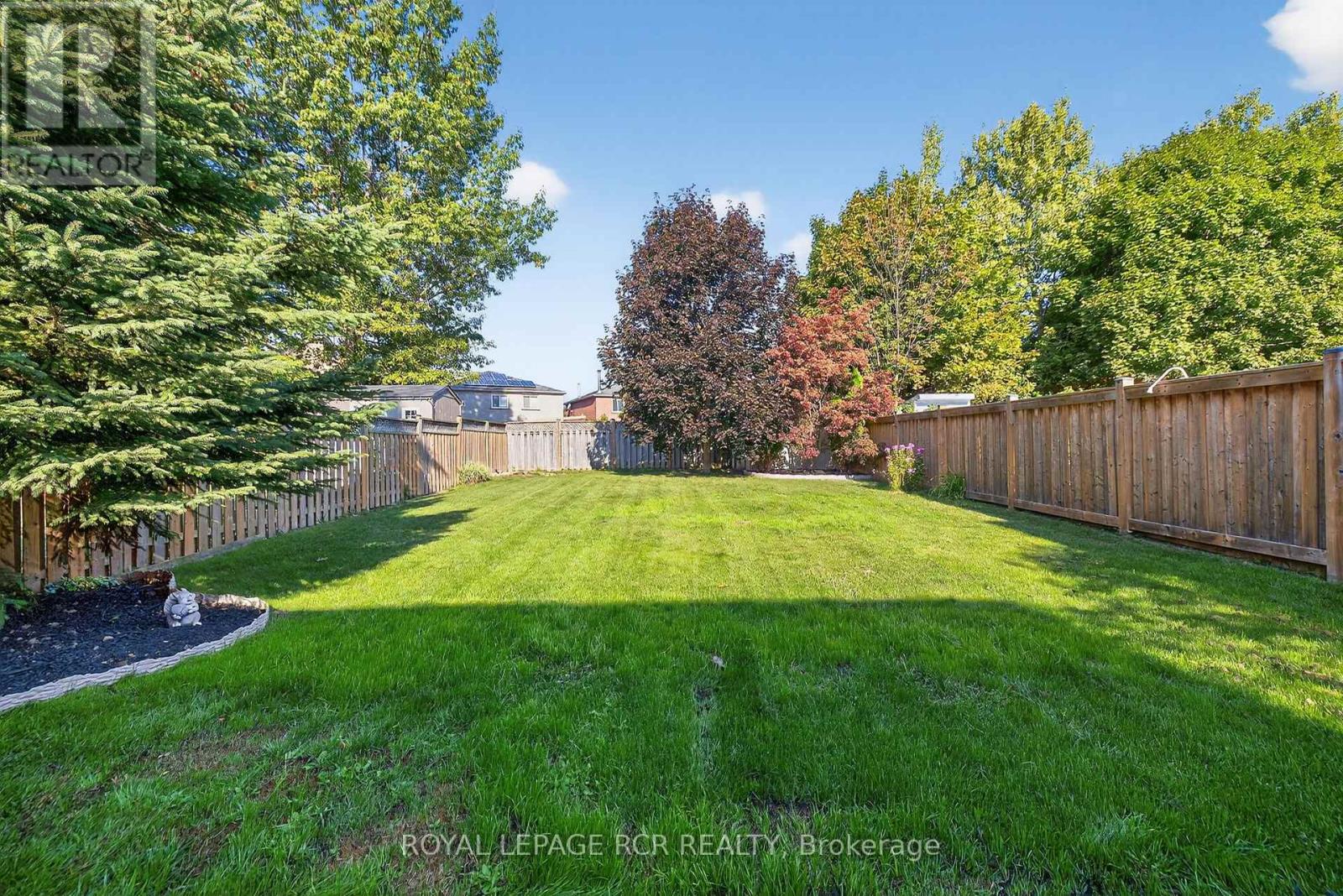 21 Webster Way, Halton Hills, Ontario  L7G 5J7 - Photo 35 - W13049820