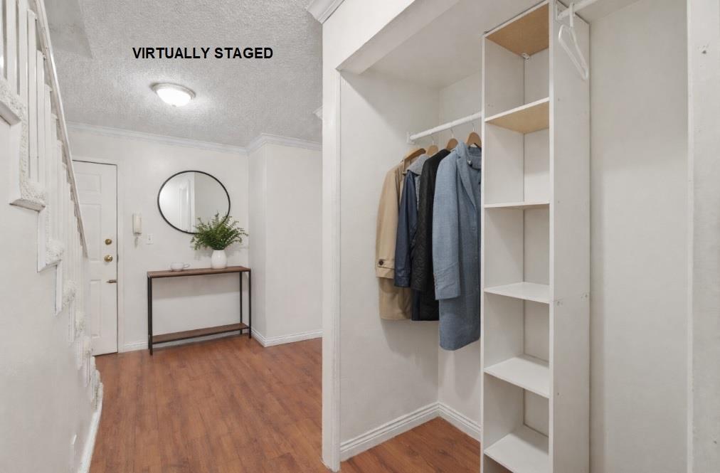 204 7165 133 Street, Surrey, British Columbia  V3W 7Z6 - Photo 2 - R3102140