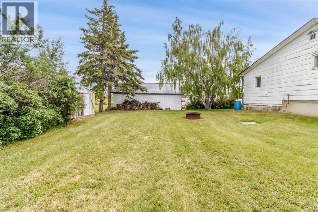 24 Main Street, Ardley, Alberta  T0M 0V0 - Photo 11 - A2234335