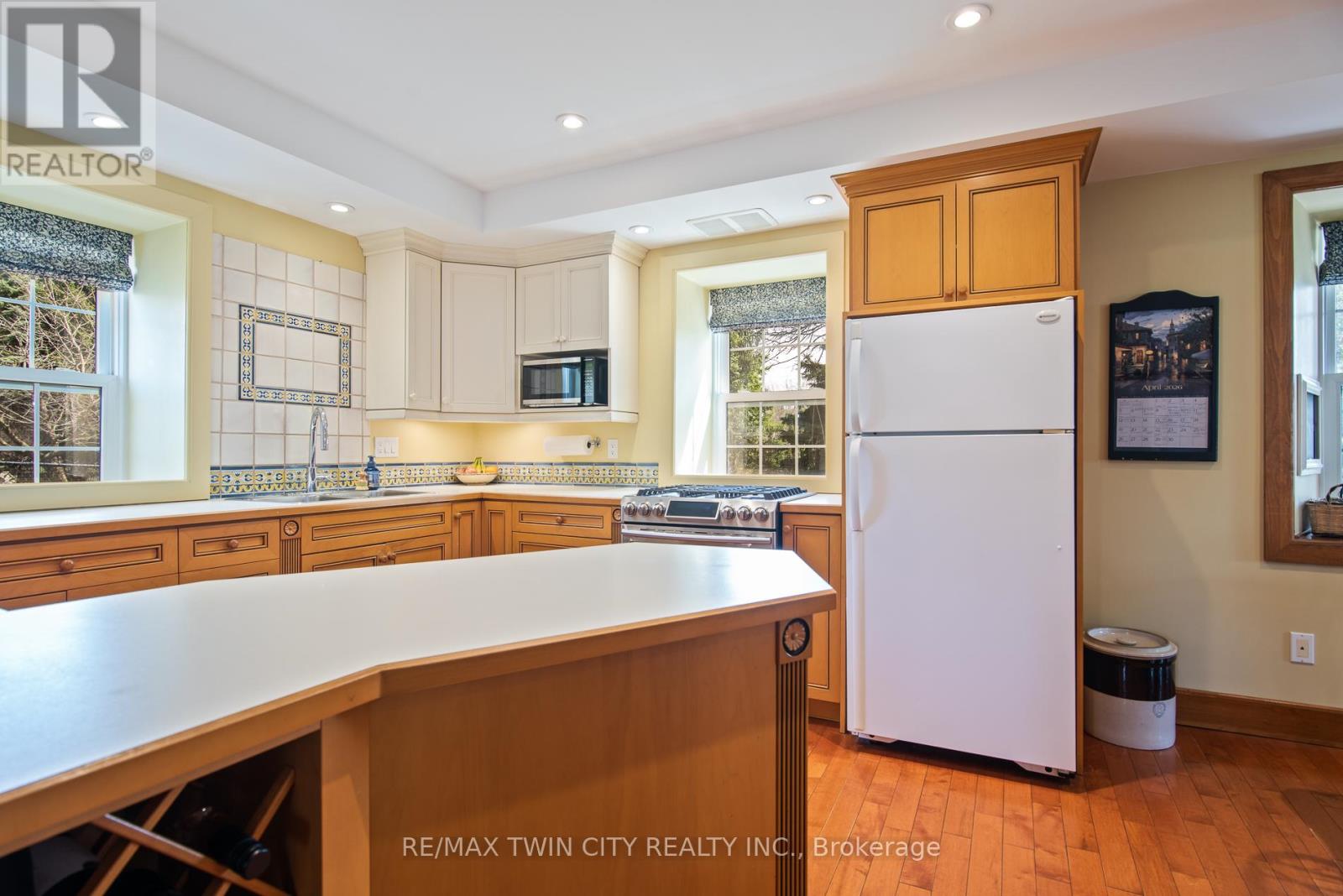 274 Woodridge Drive, Wilmot, Ontario  N0B 2H0 - Photo 19 - X13049672