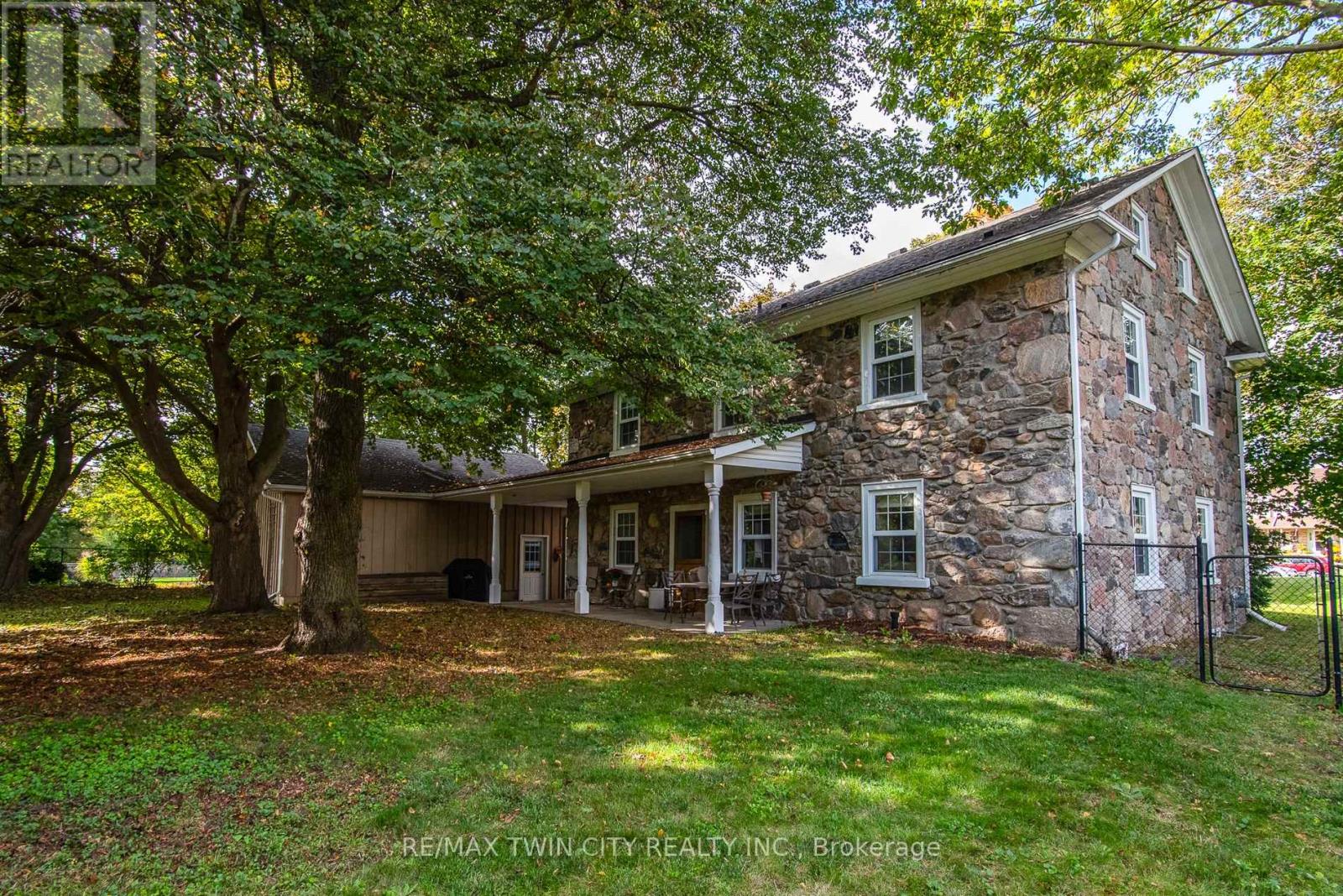 274 Woodridge Drive, Wilmot, Ontario  N0B 2H0 - Photo 7 - X13049672