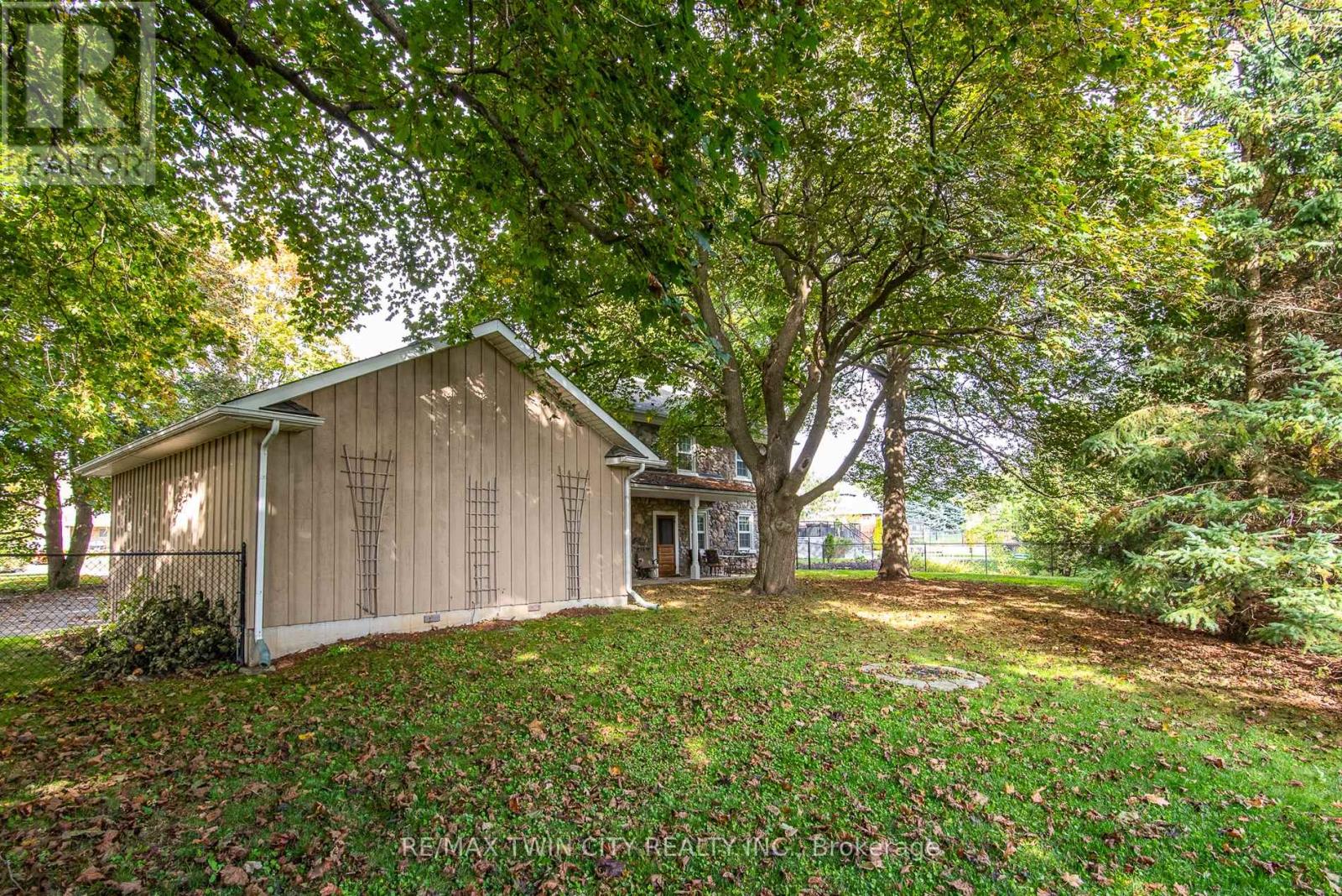 274 Woodridge Drive, Wilmot, Ontario  N0B 2H0 - Photo 9 - X13049672