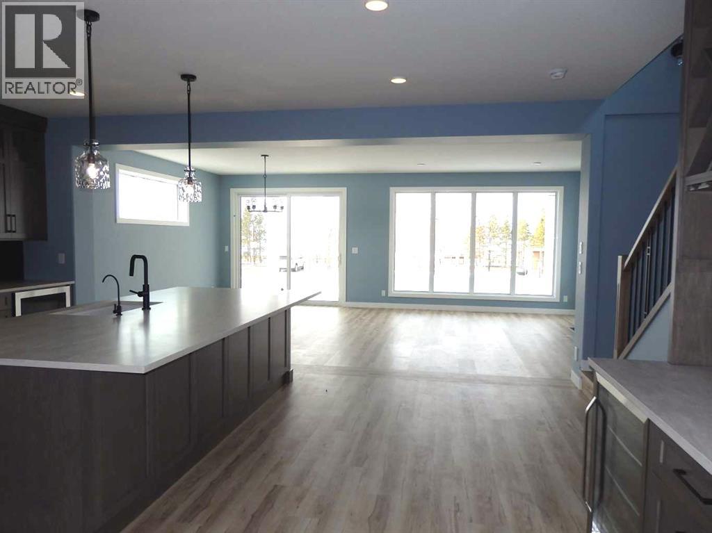 4205 Lakeshore Drive, Sylvan Lake, Alberta  T4S 1B9 - Photo 4 - A2305221