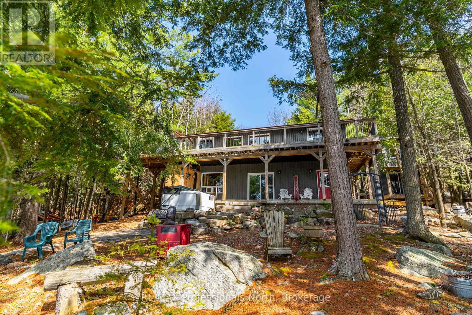 5543 KENNISIS LAKE ROAD, Dysart et al, Ontario