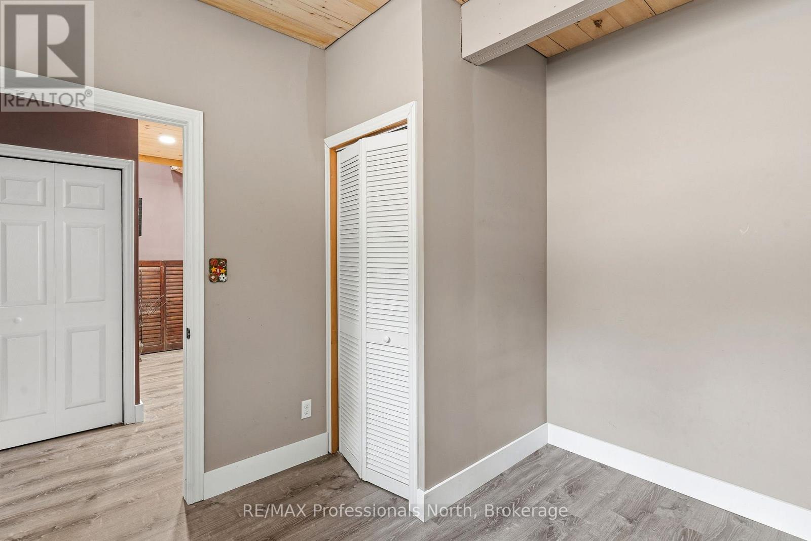 5543 Kennisis Lake Road, Dysart Et Al, Ontario  K0M 1S0 - Photo 30 - X13030428