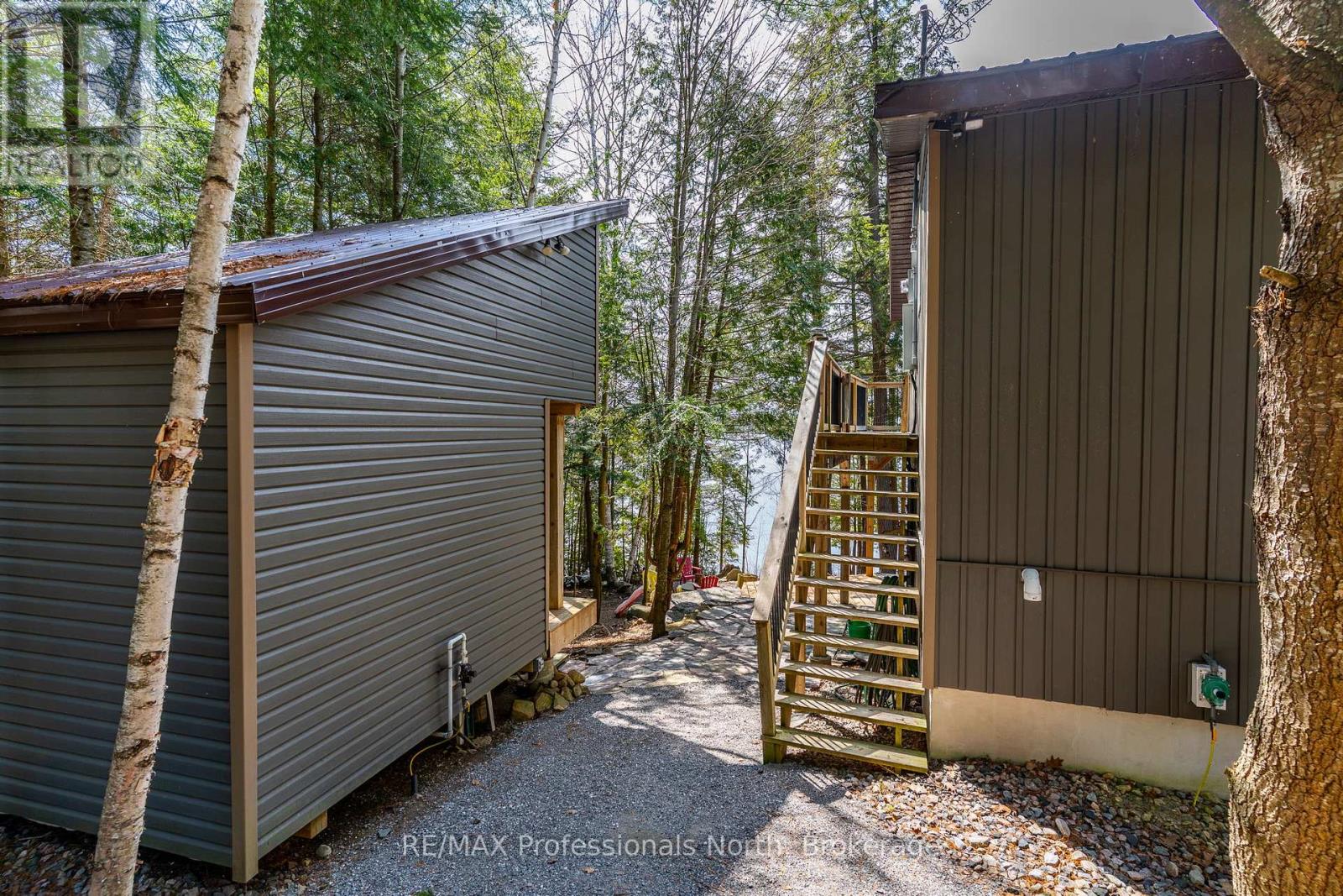 5543 Kennisis Lake Road, Dysart Et Al, Ontario  K0M 1S0 - Photo 4 - X13030428