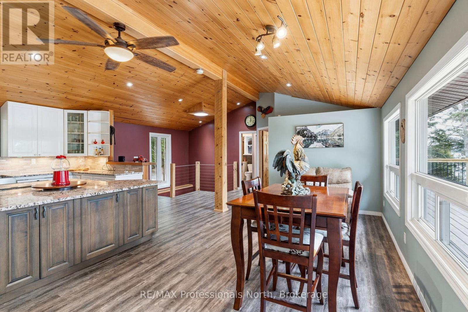 5543 Kennisis Lake Road, Dysart Et Al, Ontario  K0M 1S0 - Photo 8 - X13030428