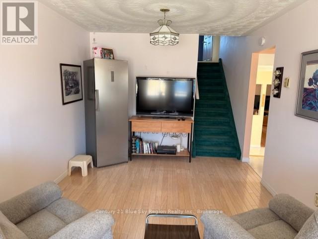 124 Blair Street, North Bay, Ontario  P1A 4E7 - Photo 10 - X12963024