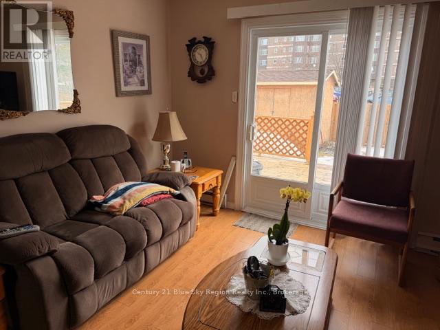 124 Blair Street, North Bay, Ontario  P1A 4E7 - Photo 4 - X12963024