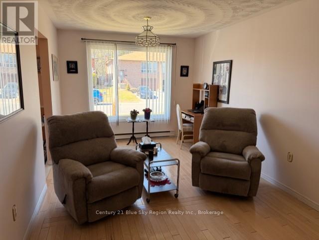 124 Blair Street, North Bay, Ontario  P1A 4E7 - Photo 9 - X12963024