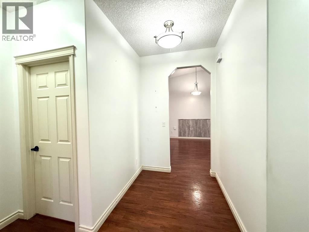 501 Sunvale Crescent NE, High River, Alberta  T1V 0E8 - Photo 13 - A2303703