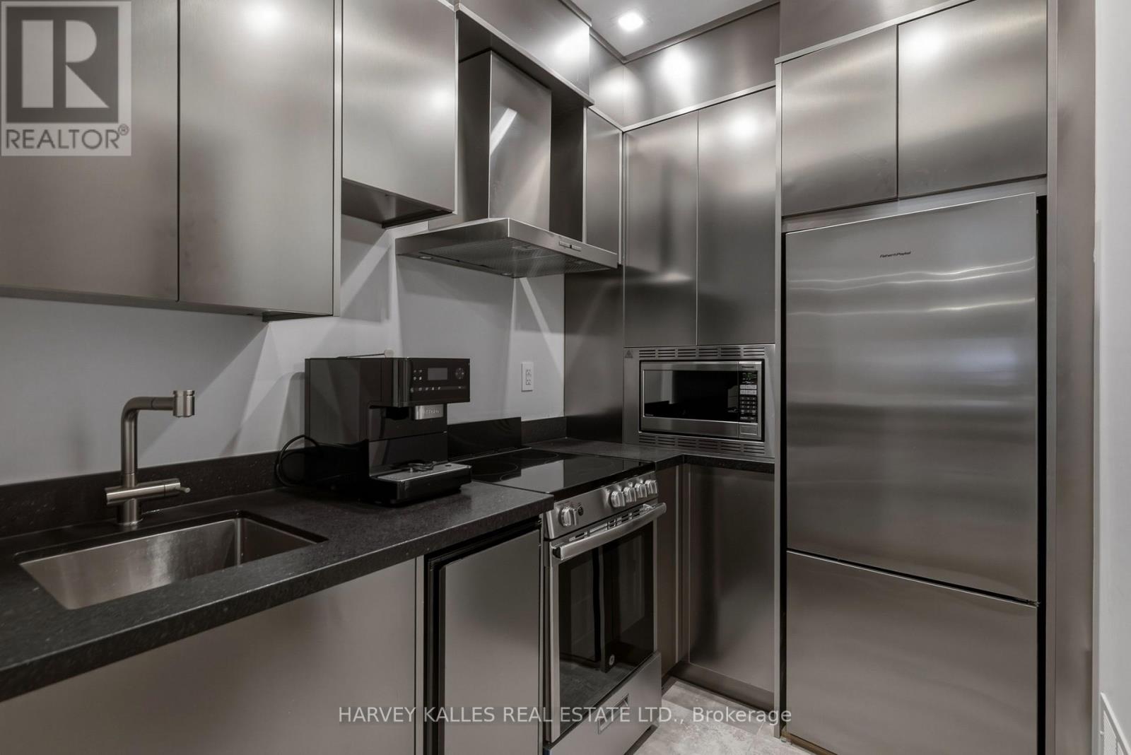 12 Winton Road, Toronto, Ontario  M4N 3E3 - Photo 45 - C12992250