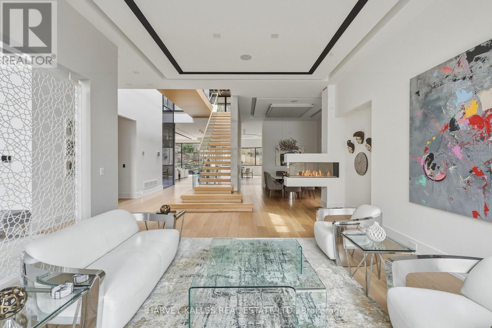 12 Winton Road, Toronto, Ontario  M4N 3E3 - Photo 7 - C12992250