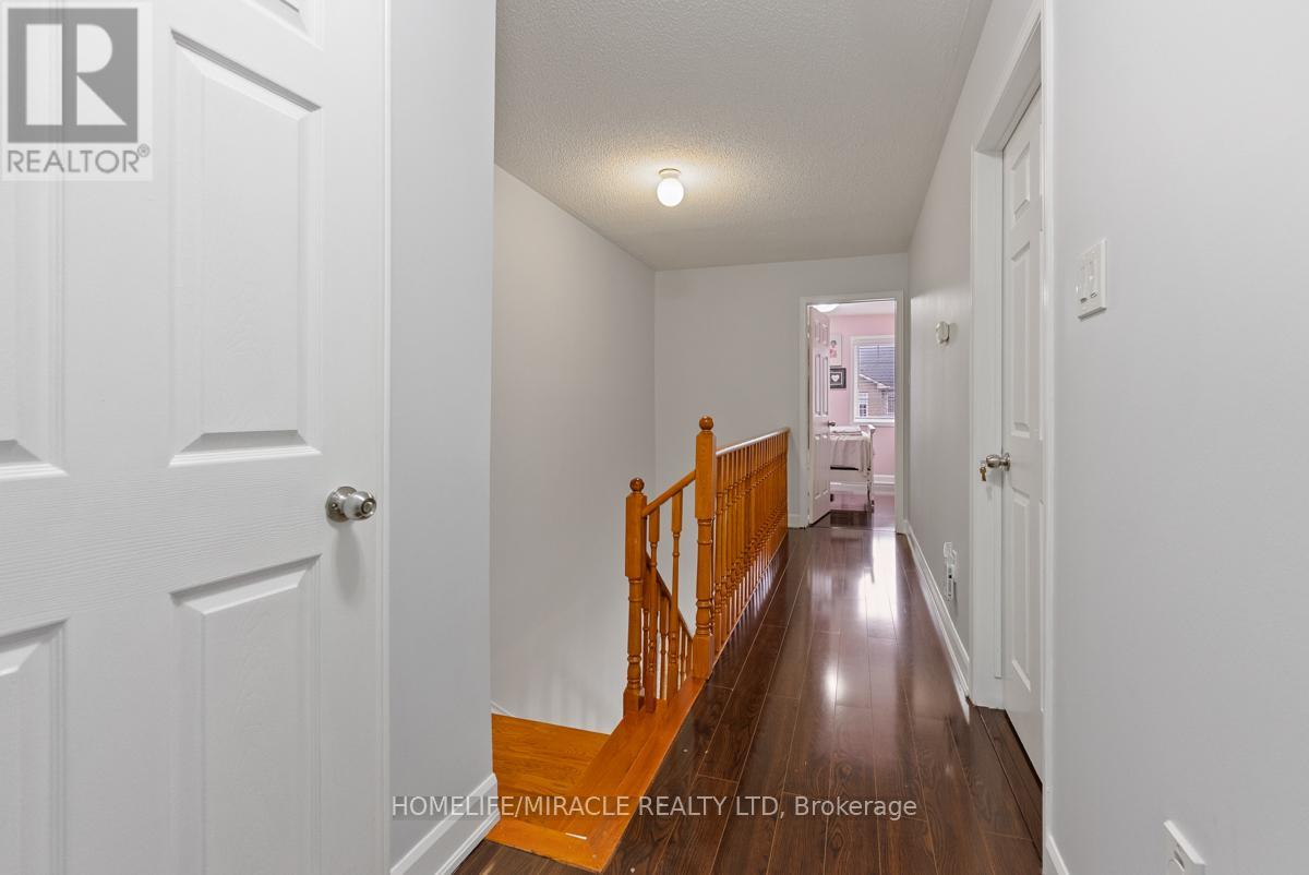 22 - 7115 Rexwood Road, Mississauga, Ontario  L4T 4L3 - Photo 3 - W13037580