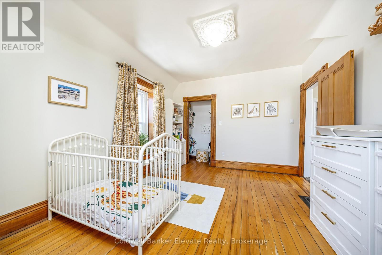 6 Queen Street, Halton Hills, Ontario  L7G 2E4 - Photo 38 - W13049338