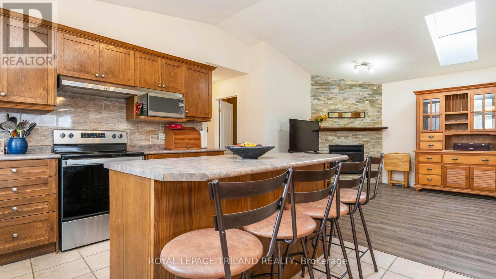 57 Simms Court, London South (South T), Ontario  N5Z 5E7 - Photo 10 - X12900766