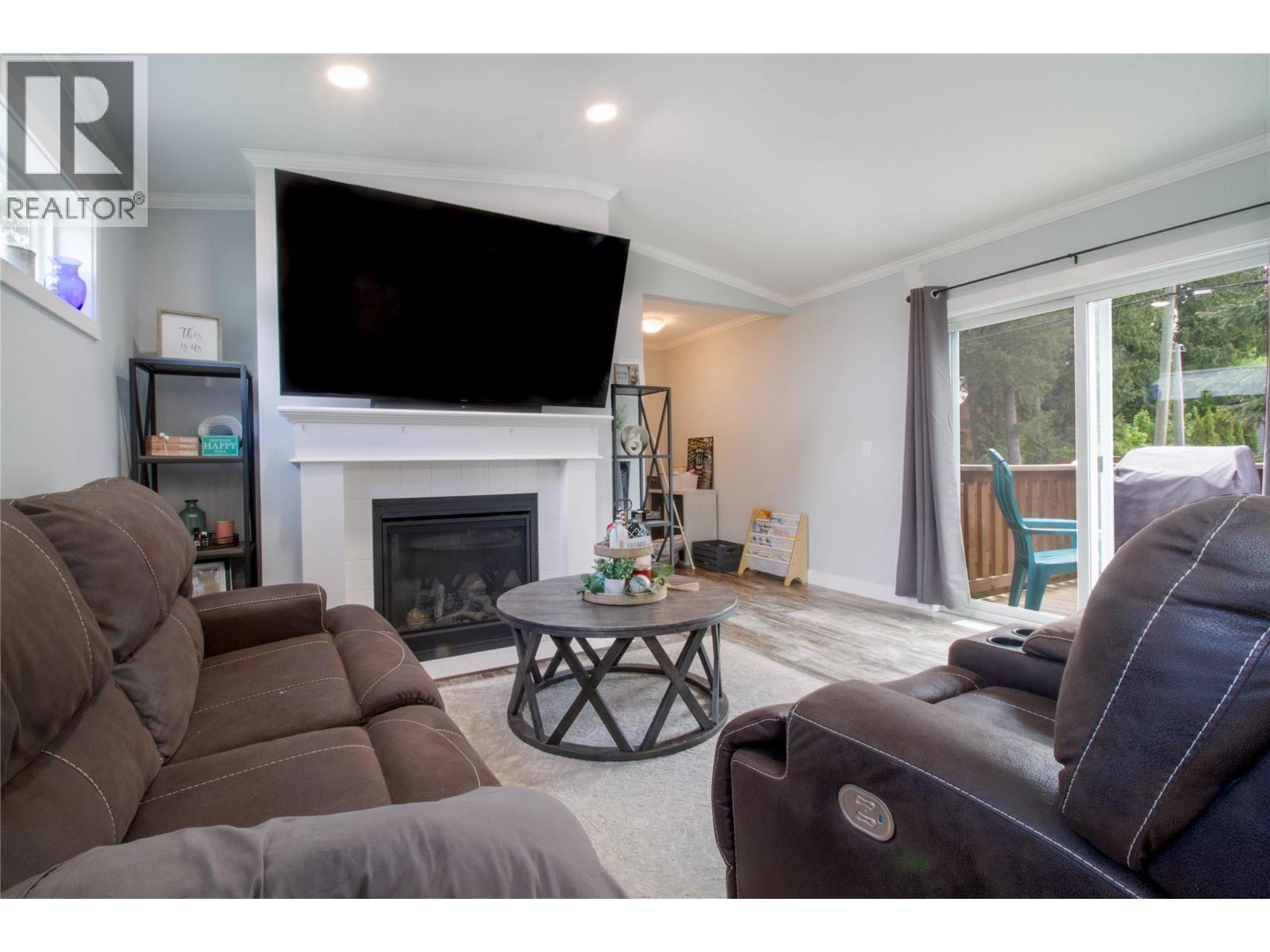 978 Lundell Road Unit# 16, Revelstoke, British Columbia  V0E 2S0 - Photo 4 - 10385016