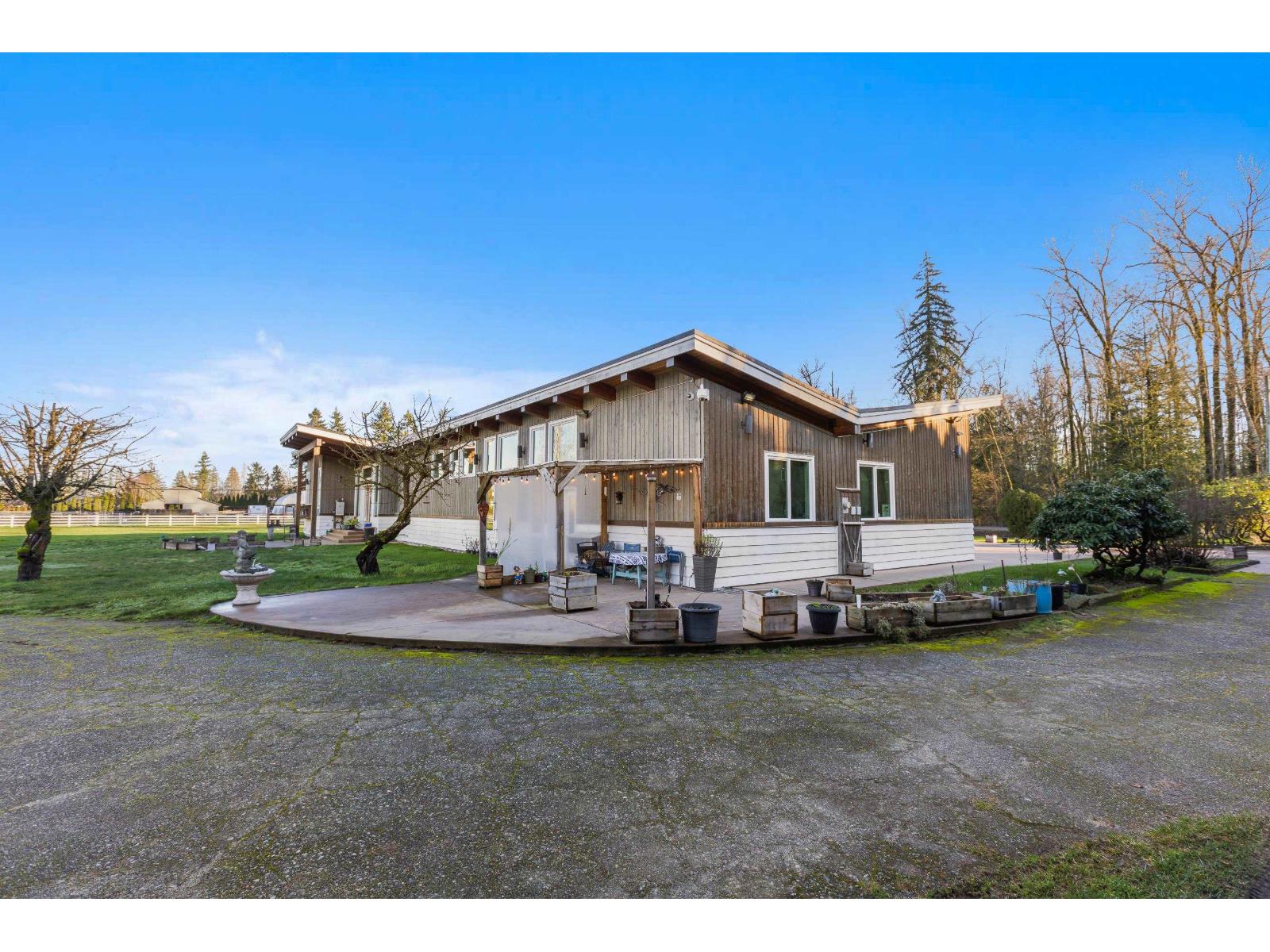 24509 36 Avenue, Langley, British Columbia  V2Z 1J2 - Photo 5 - R3105357