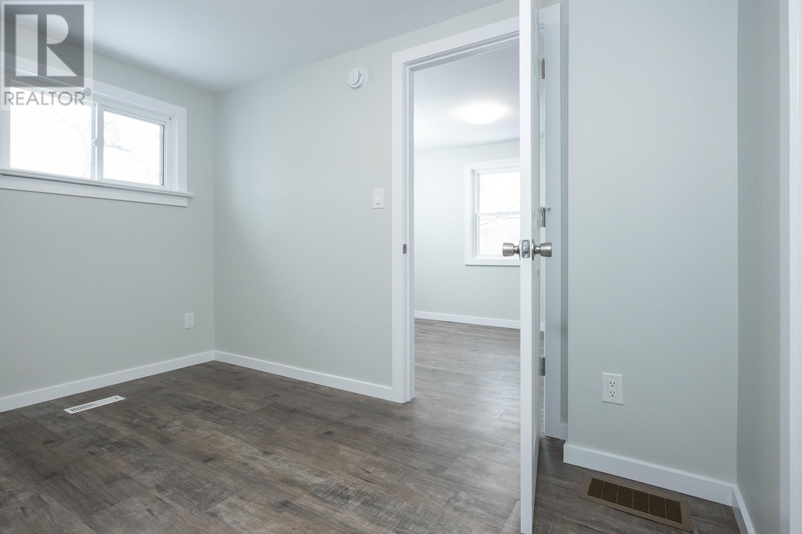 110 Northern Ave, Thunder Bay, Ontario  P7C 2V5 - Photo 13 - TB2600664