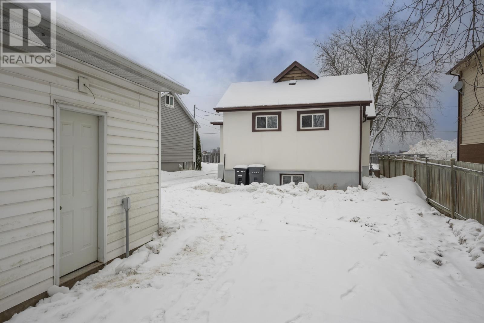 110 Northern Ave, Thunder Bay, Ontario  P7C 2V5 - Photo 45 - TB2600664
