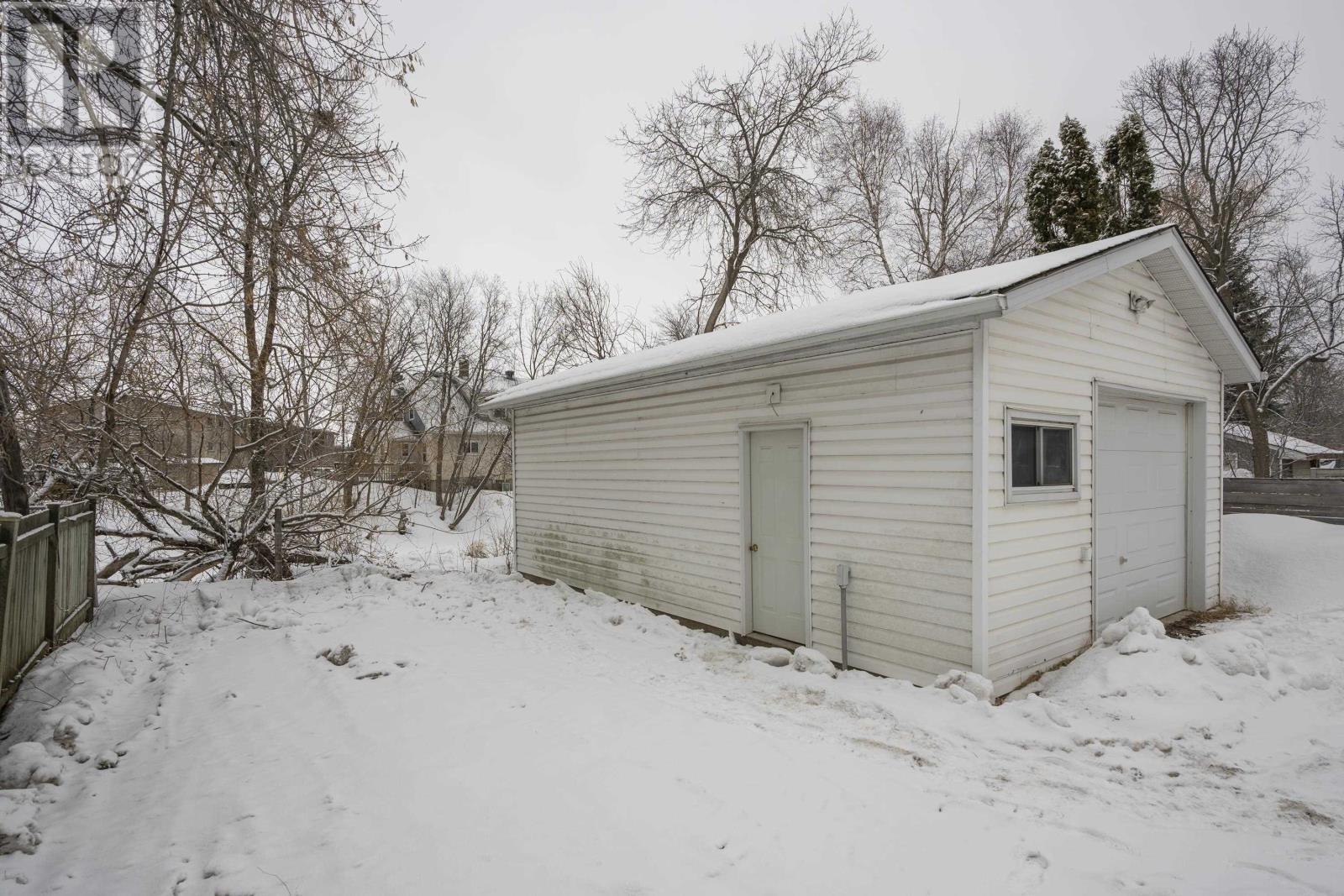 110 Northern Ave, Thunder Bay, Ontario  P7C 2V5 - Photo 48 - TB2600664