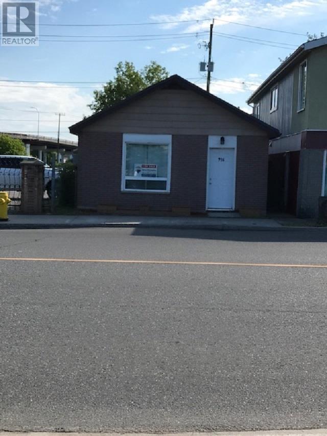 716 Simpson ST, Thunder Bay, Ontario