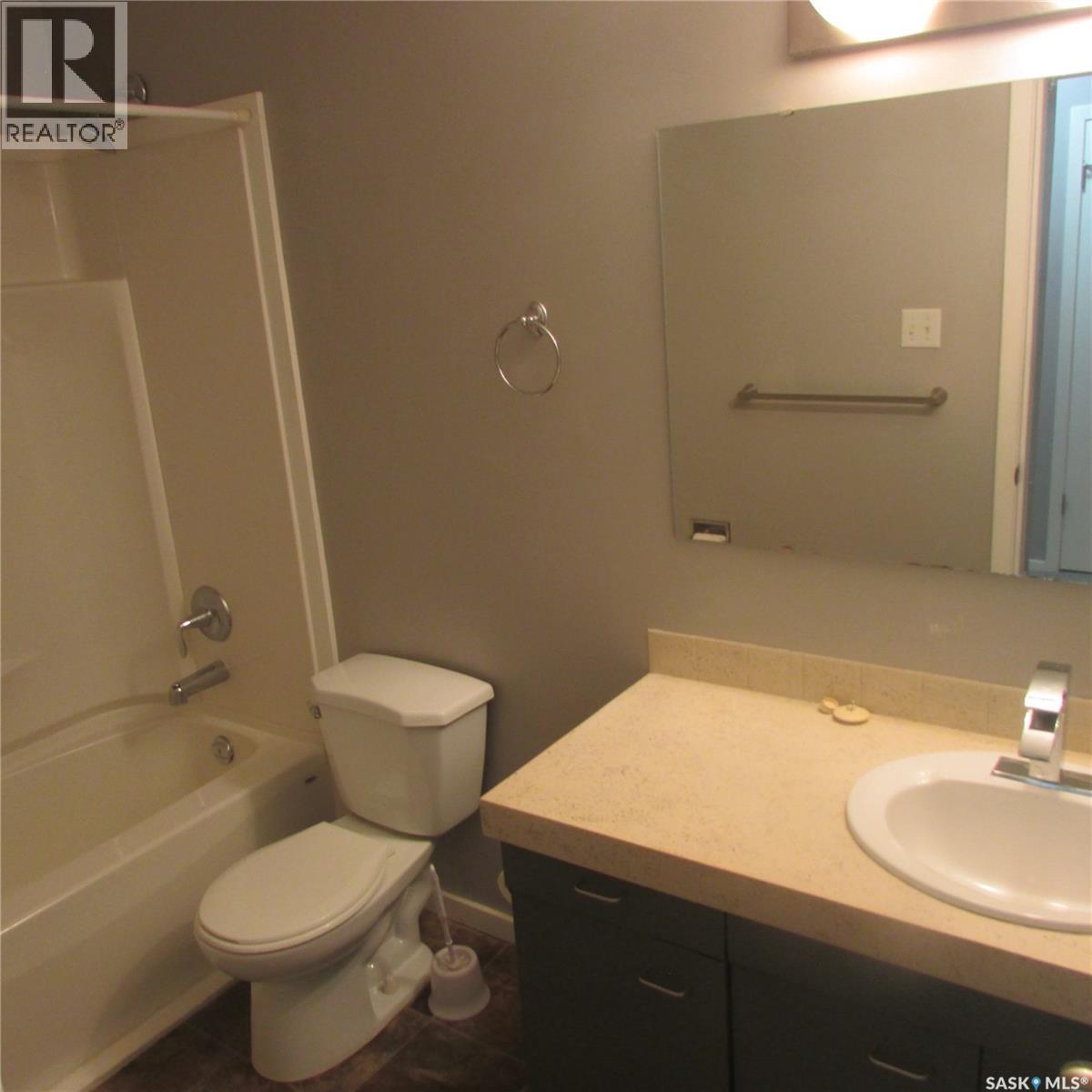 #3-38 Spence Street, Regina, Saskatchewan  S4S 4H4 - Photo 6 - SK034073