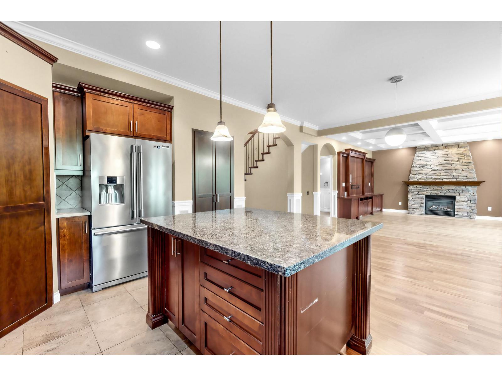 9057 216a Street, Langley, British Columbia  V1M 4C9 - Photo 5 - R3115067