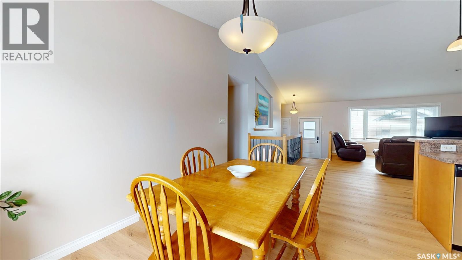 Drive 205 Willow Ridge Drive, Pilot Butte, Saskatchewan  S0G 3Z0 - Photo 14 - SK034050