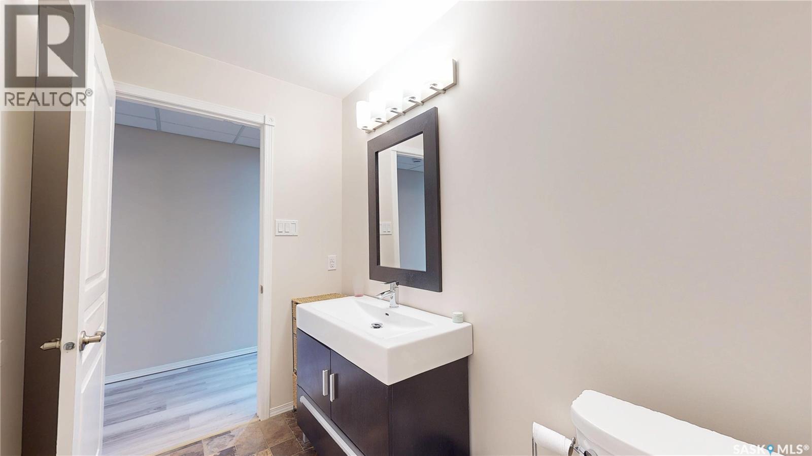 Drive 205 Willow Ridge Drive, Pilot Butte, Saskatchewan  S0G 3Z0 - Photo 29 - SK034050