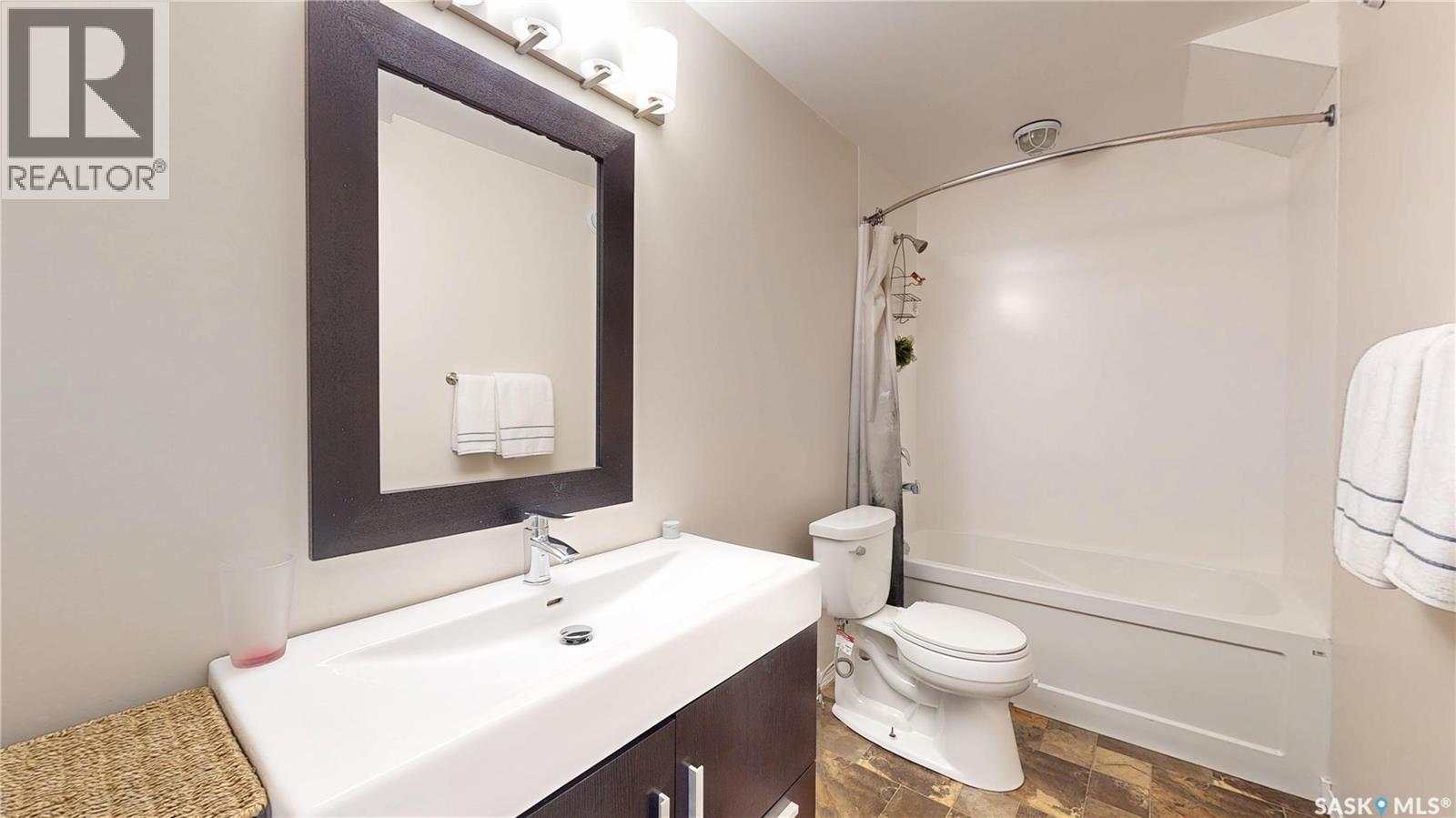 Drive 205 Willow Ridge Drive, Pilot Butte, Saskatchewan  S0G 3Z0 - Photo 36 - SK034050