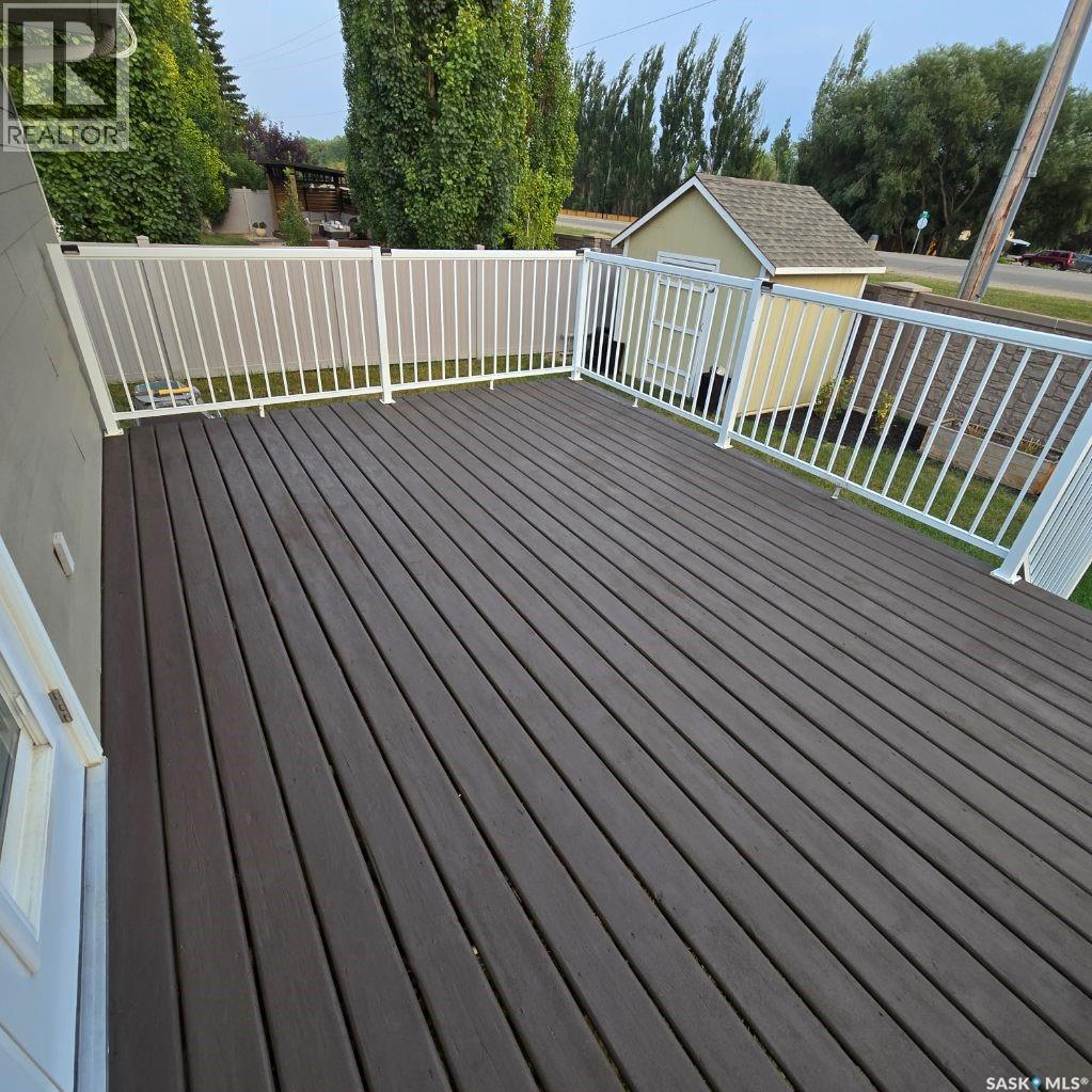 Drive 205 Willow Ridge Drive, Pilot Butte, Saskatchewan  S0G 3Z0 - Photo 40 - SK034050