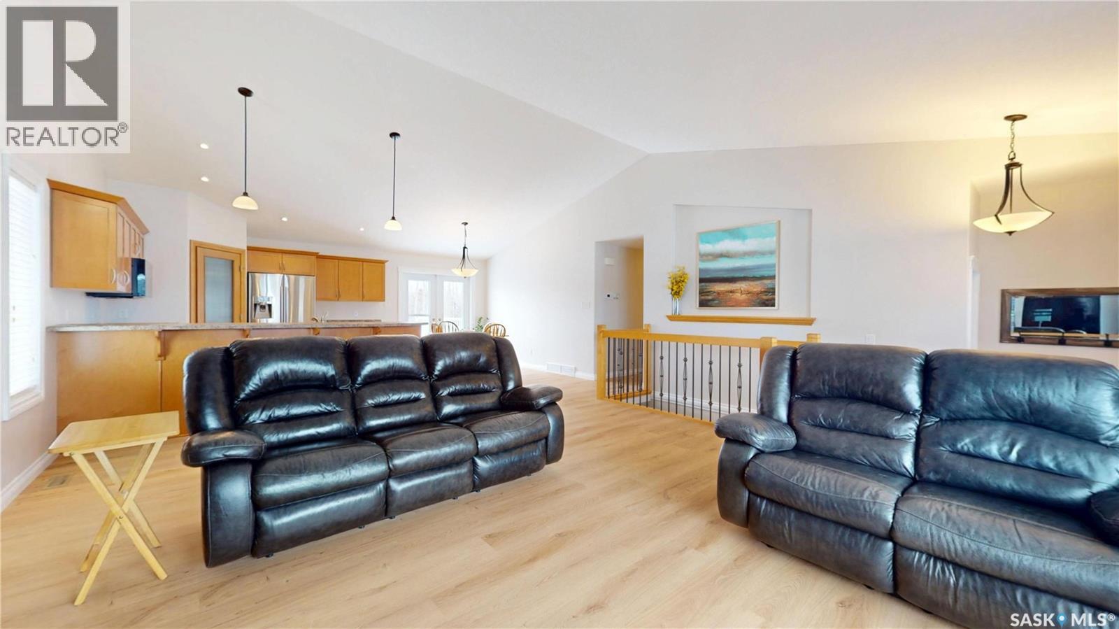 Drive 205 Willow Ridge Drive, Pilot Butte, Saskatchewan  S0G 3Z0 - Photo 6 - SK034050