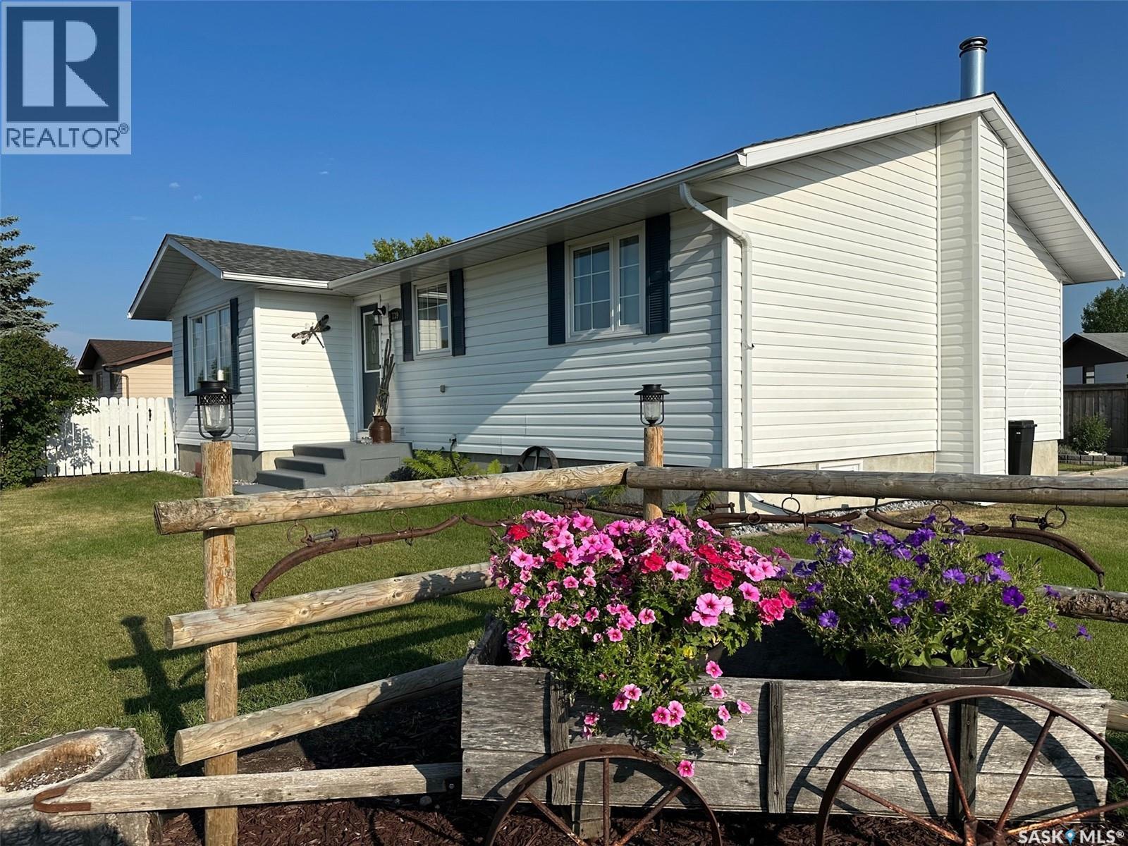 739 Hudson CRESCENT, Hudson Bay, Saskatchewan