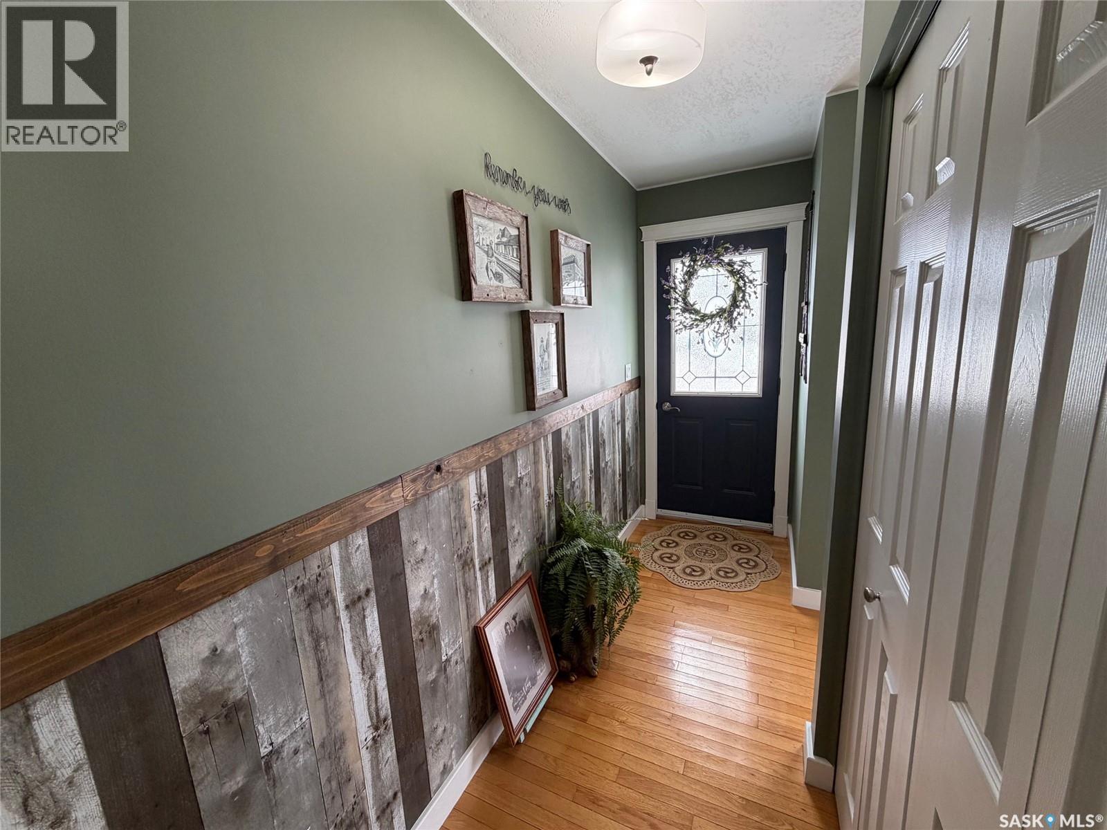 739 Hudson Crescent, Hudson Bay, Saskatchewan  S0E 0Y0 - Photo 10 - SK033994