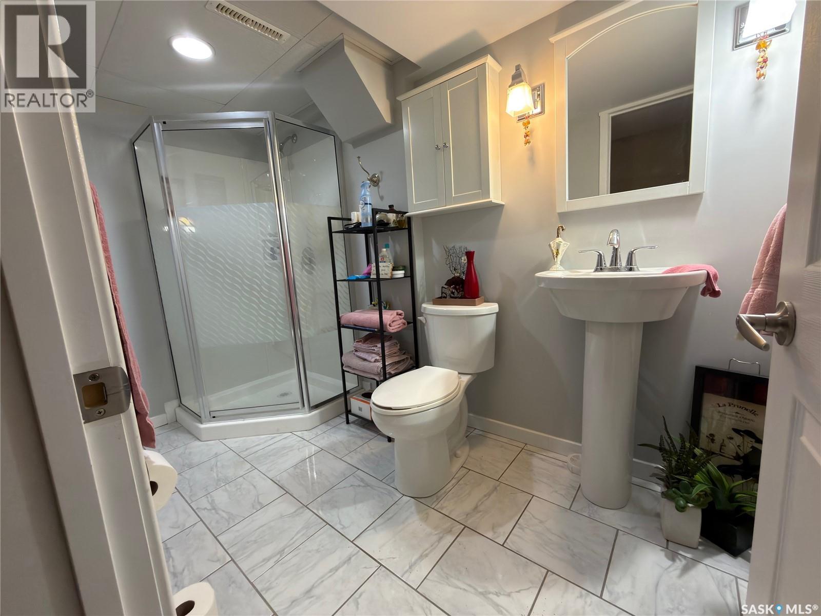 739 Hudson Crescent, Hudson Bay, Saskatchewan  S0E 0Y0 - Photo 18 - SK033994